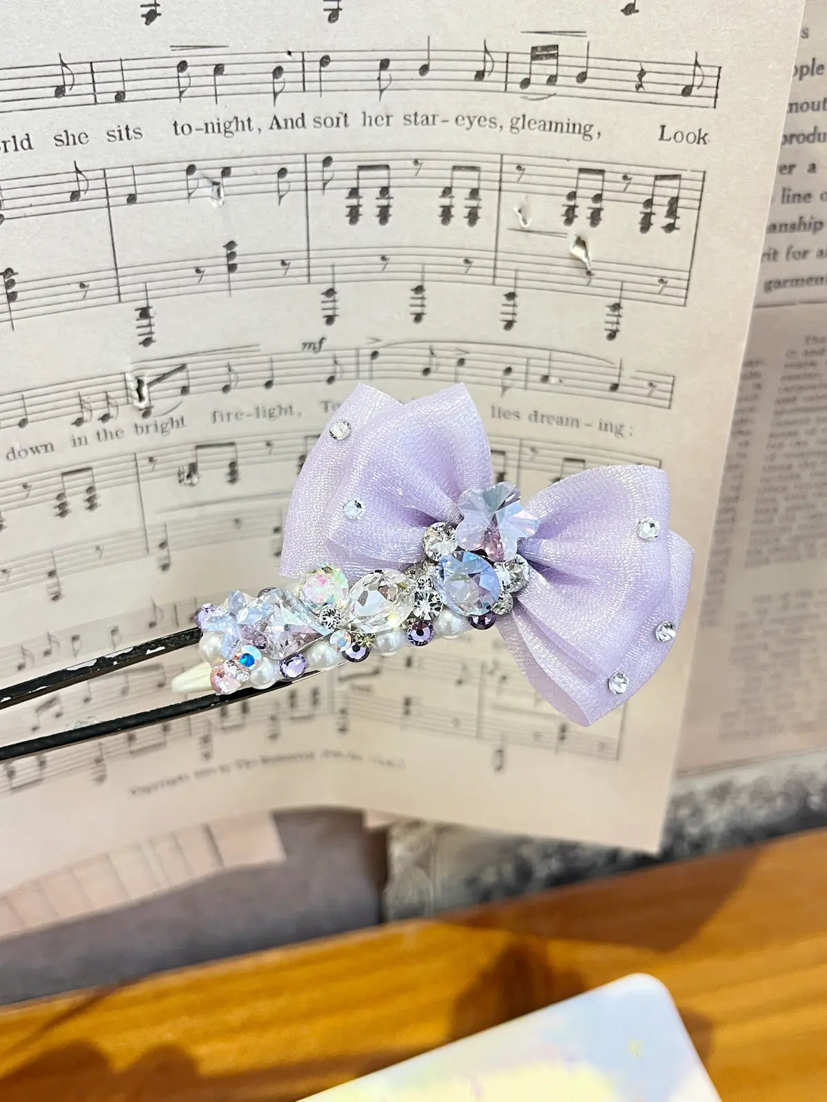 Tinselpaw Diamond-Glow Ribbon | Hand-Crafted Full-Encrusted 5A Crystal & Layered Bow