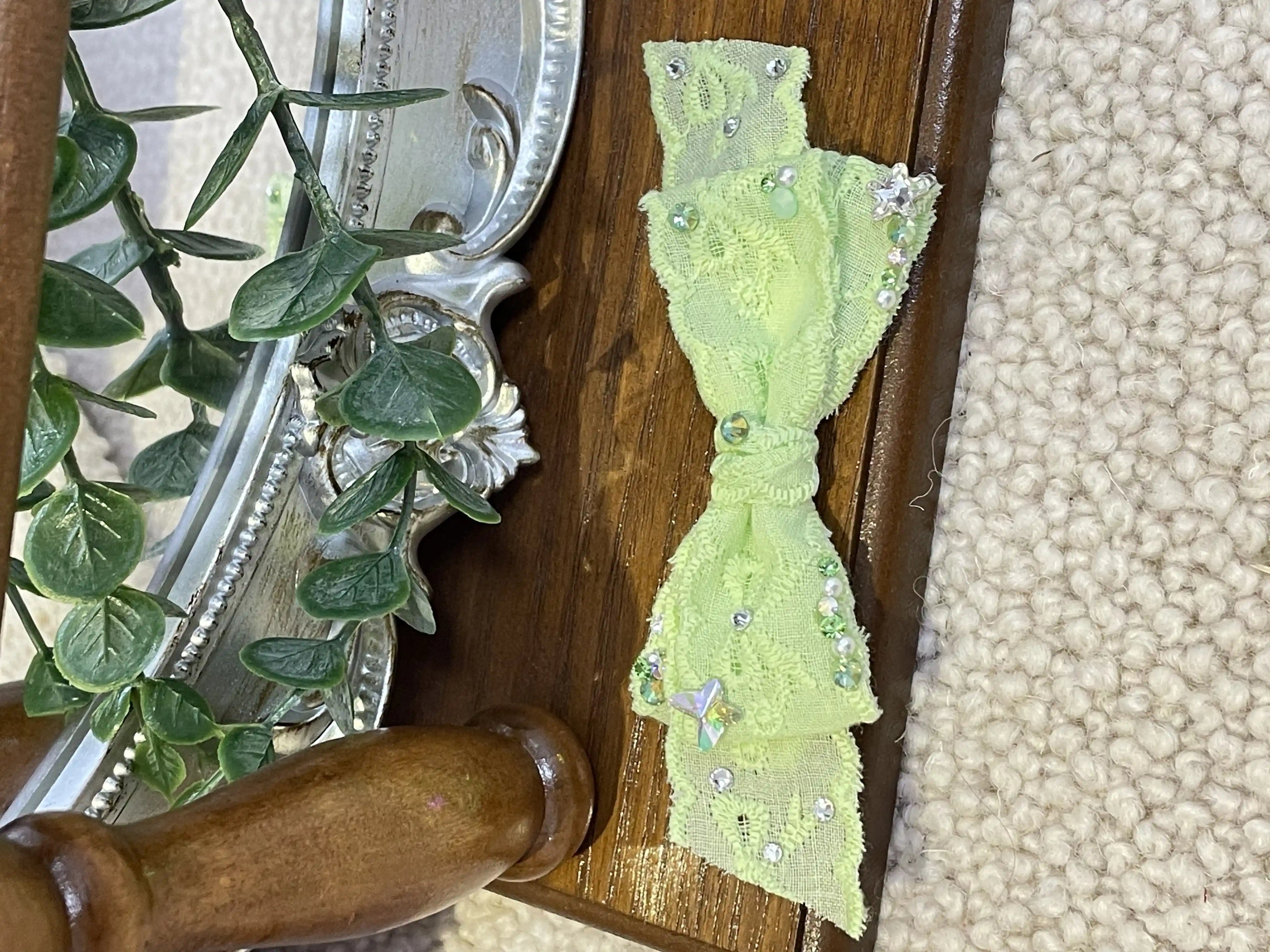 Tinselpaw? Handmade Luxury Lace Dog Bows | 5A Crystal Non-Slip Pet Hair Clips