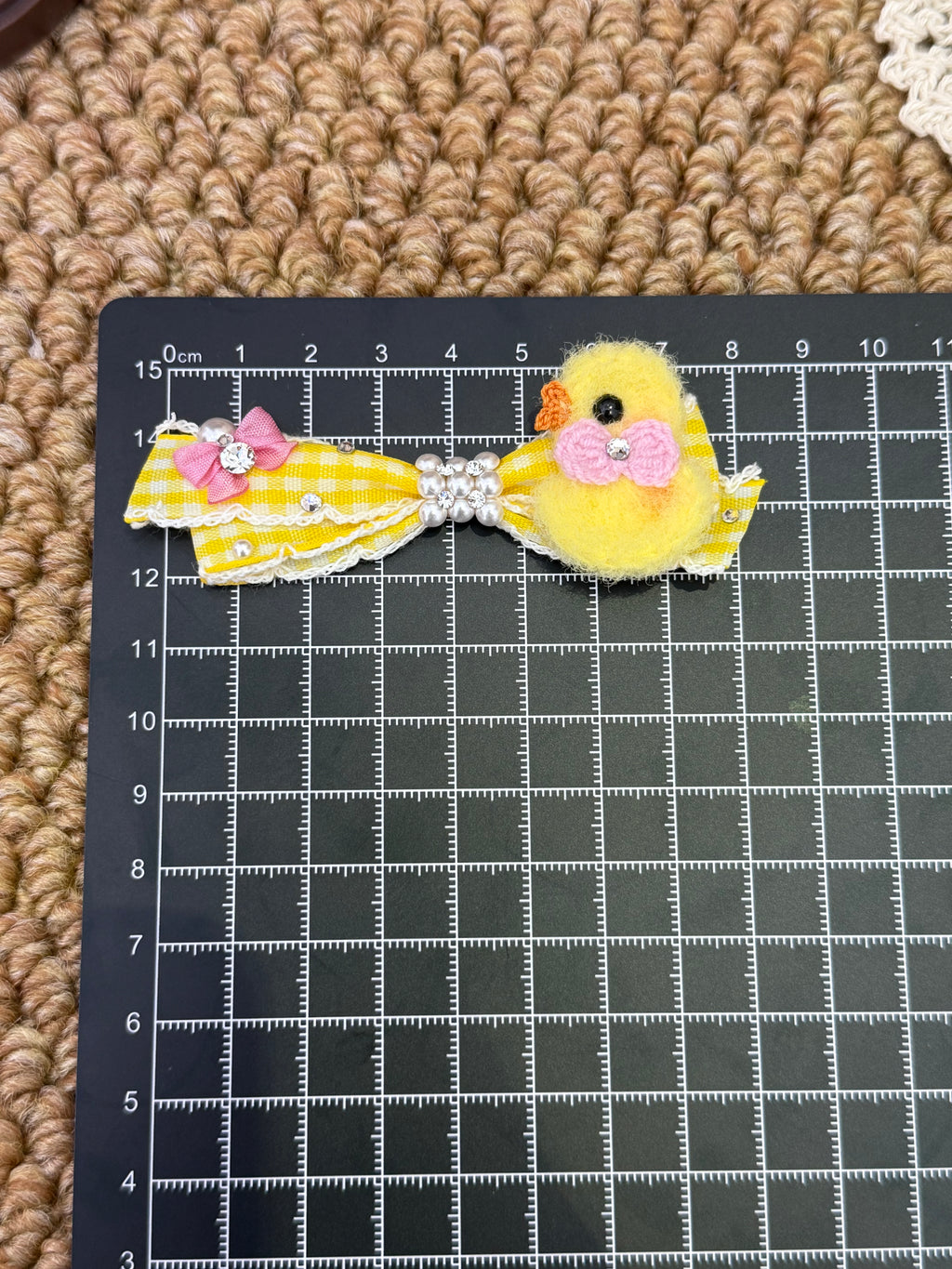 Sunny Ducky | Artisan Hand-Crafted Pearl & Crystal Bow Clip